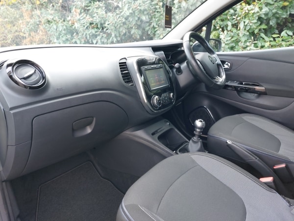 Used Renault Captur 2017 for sale - 76275514: Photo 5