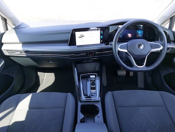 Used Volkswagen Golf 2022 for sale - 78440429: Photo