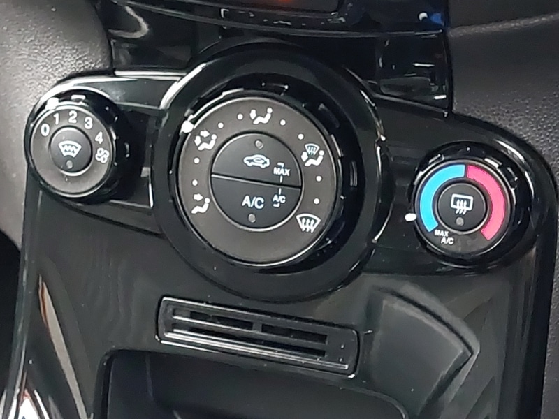 Used Ford Fiesta 2016 for sale - 76987206: Photo 16