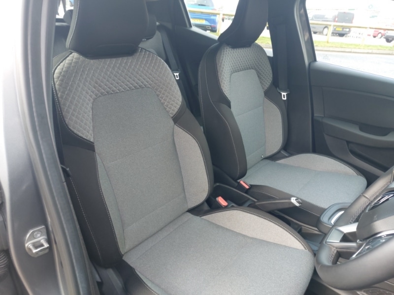 Used Renault Clio 2024 for sale - 77881632: Photo 10