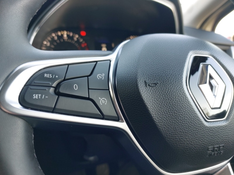 Used Renault Captur 2022 for sale - 77921889: Photo 15