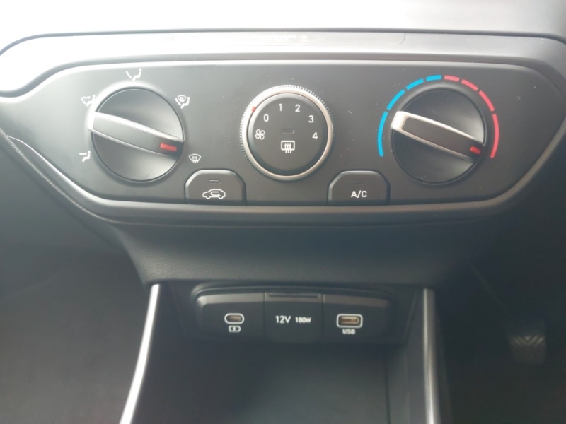 Used Hyundai i20 2024 for sale - 76130050: Photo 14