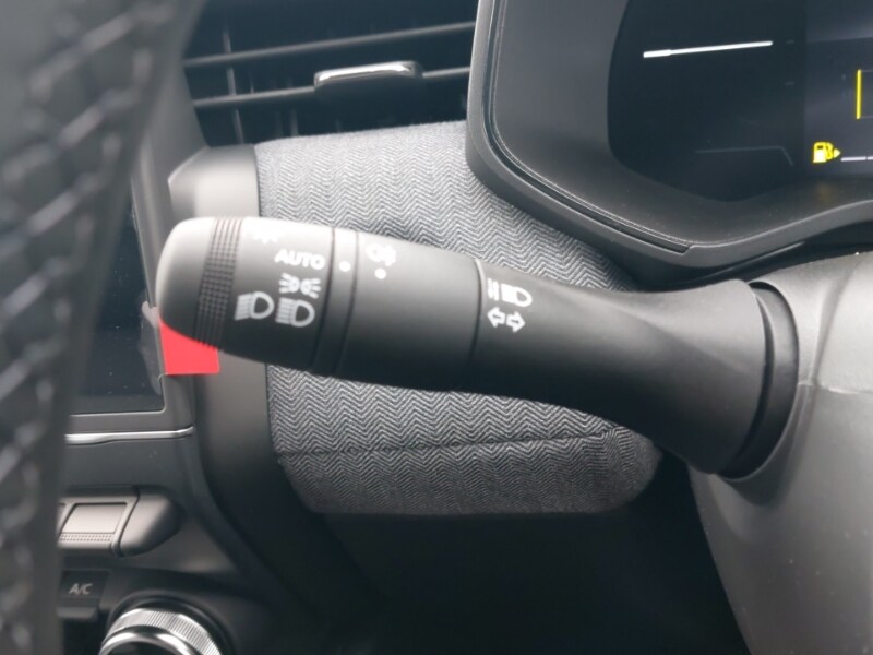 Used Renault Clio 2025 for sale - 77708073: Photo 16