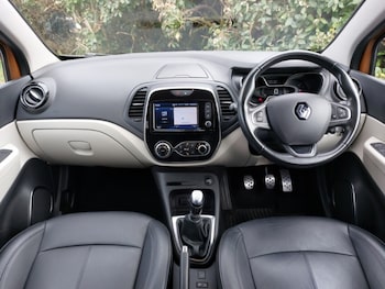 Used Renault Captur 2019 for sale - 78033036: Photo