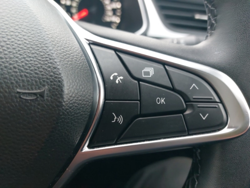 Used Renault Captur 2023 for sale - 77548704: Photo 12