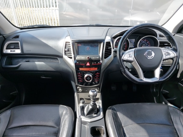 Used Ssangyong Tivoli 2016 for sale - 76107961: Photo 2
