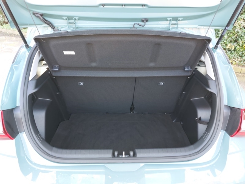 Used Hyundai i20 2023 for sale - 77760987: Photo 8