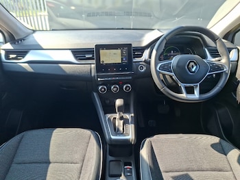 Used Renault Captur 2023 for sale - 79286187: Photo