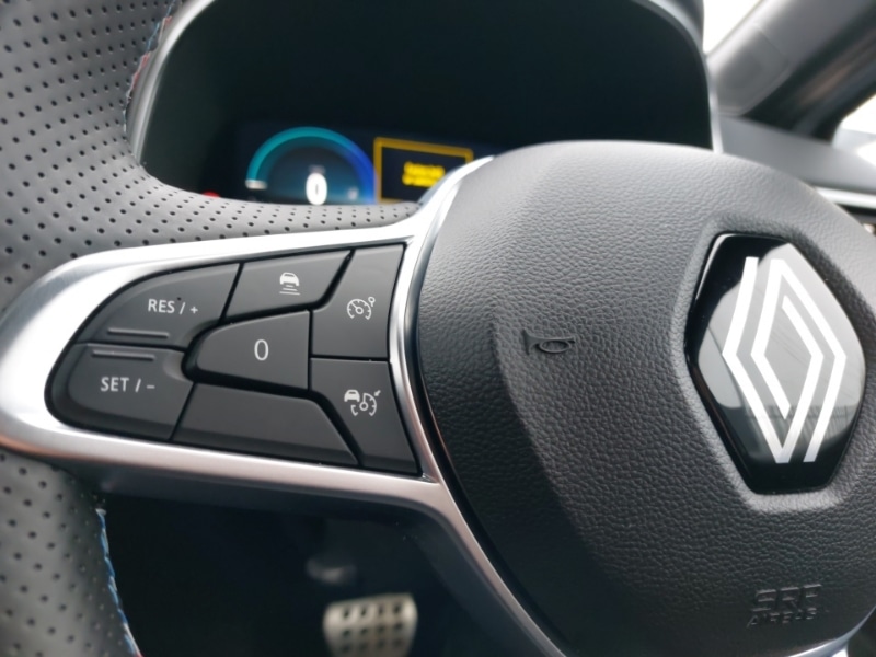 Used Renault Clio 2024 for sale - 77338298: Photo 17