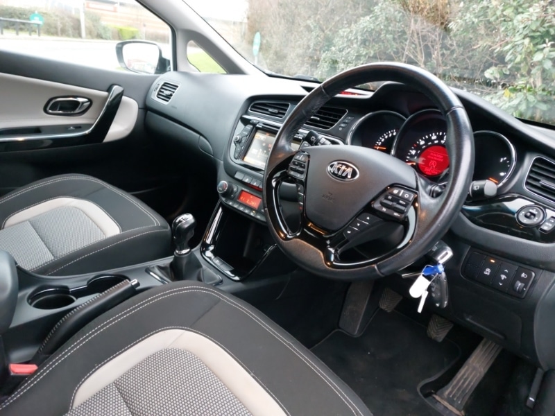 Used Kia Ceed 2014 for sale - 77141122: Photo 11