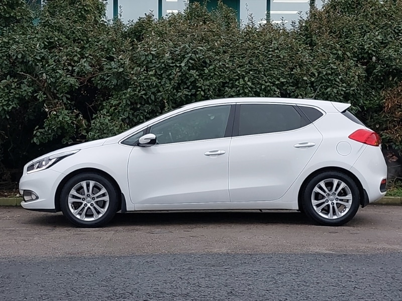 Used Kia Ceed 2014 for sale - 77141122: Photo 4