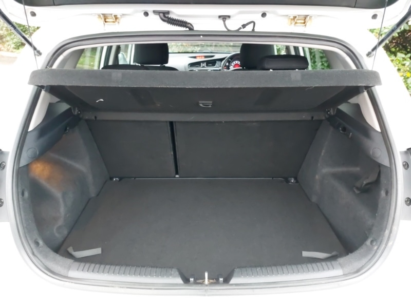 Used Kia Ceed 2014 for sale - 77141122: Photo 8