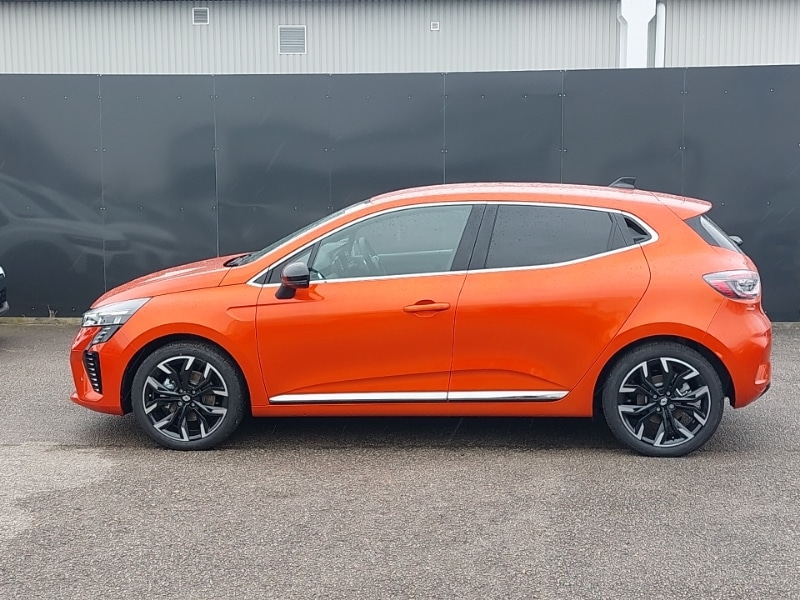 Used Renault Clio 2025 for sale - 77605696: Photo 4