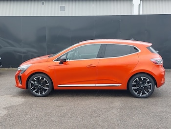 Used Renault Clio 2025 for sale - 77605696: Photo