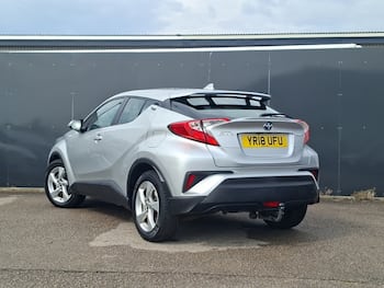 Used Toyota C-HR 2018 for sale - 79641919: Photo