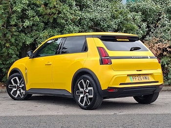 Used Renault 5 2025 for sale - 79447359: Photo