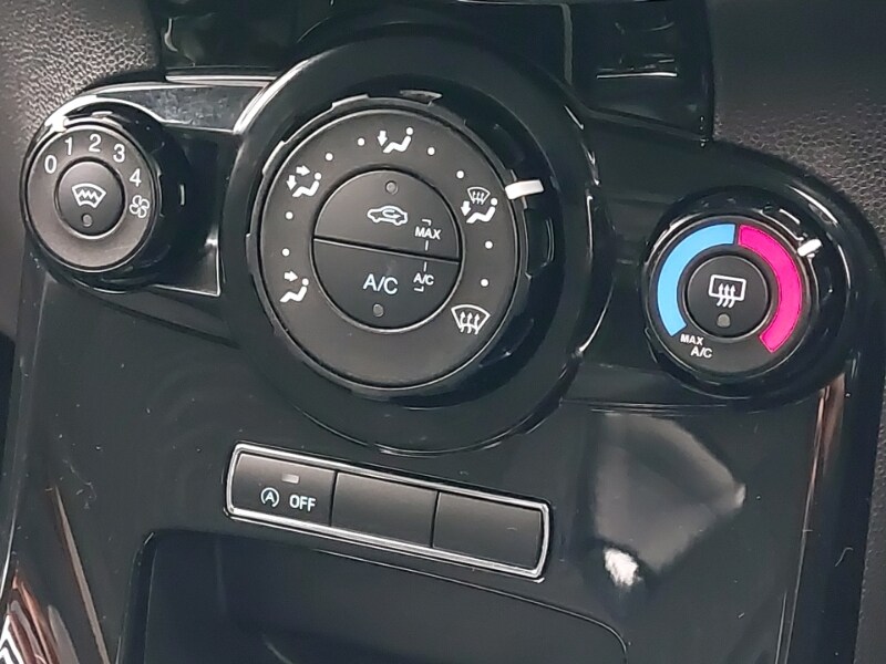 Used Ford Fiesta 2017 for sale - 76815898: Photo 15