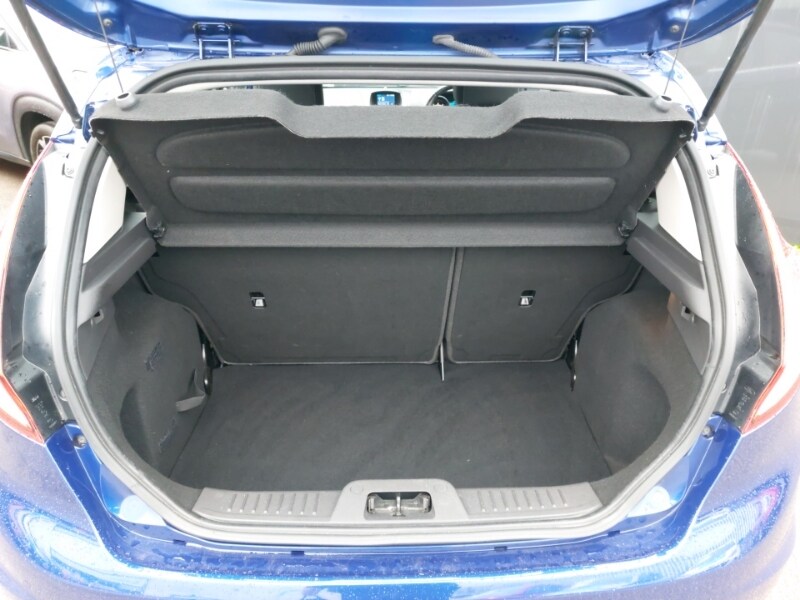 Used Ford Fiesta 2017 for sale - 76815898: Photo 8