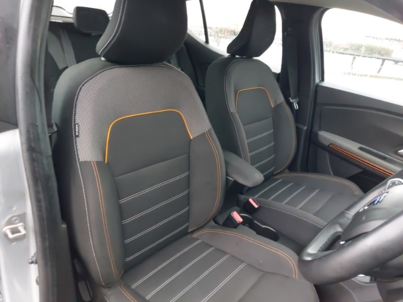 Used Dacia Sandero Stepway 2022 for sale - 77165225: Photo 10