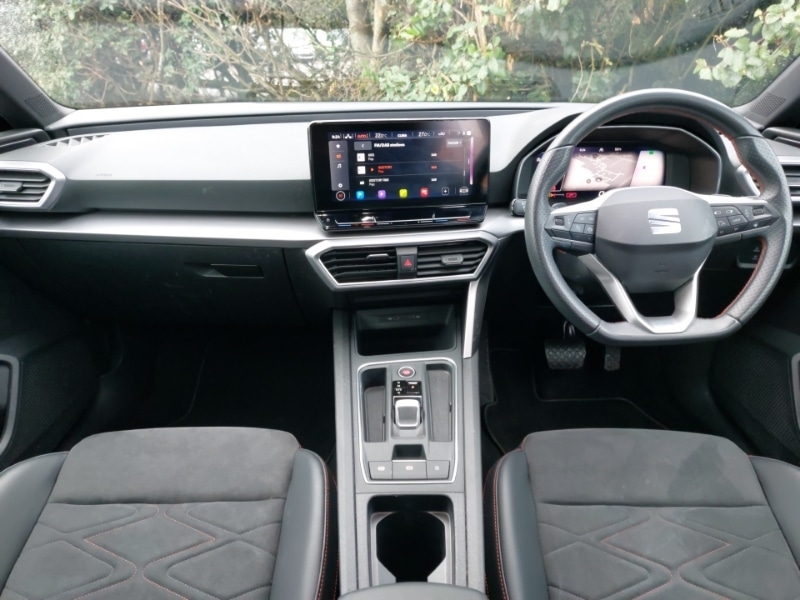 Used SEAT Leon 2023 for sale - 77777304: Photo 2