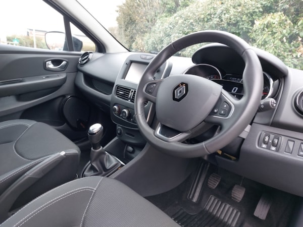 Used Renault Clio 2018 for sale - 76309072: Photo 11
