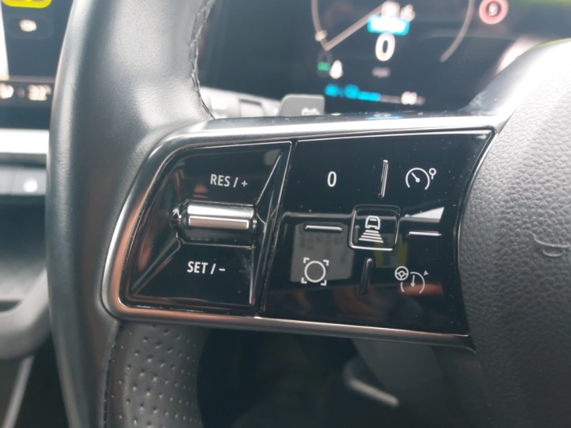 Used Renault Megane E Tech 2023 for sale - 77466479: Photo 13