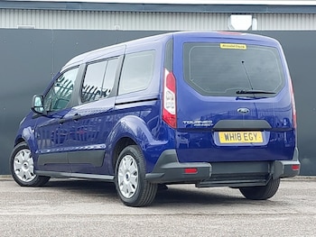 Used Ford Grand Tourneo Connect 2018 for sale - 78326571: Photo