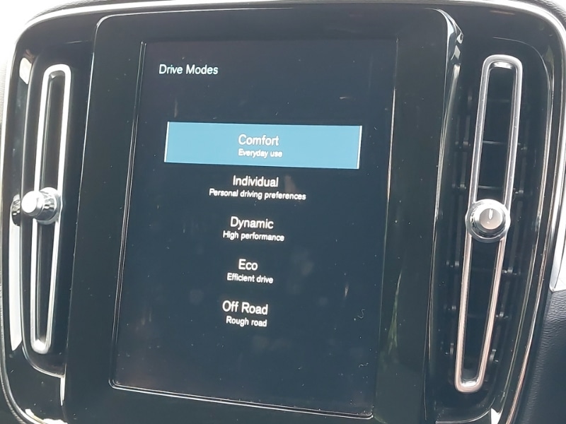 Used Volvo XC40 2022 for sale - 76958924: Photo 19