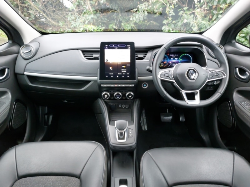 Used Renault Zoe 2023 for sale - 77682299: Photo 2