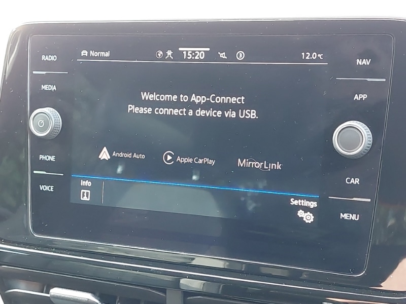 Used Volkswagen T-Roc 2022 for sale - 77969250: Photo 14