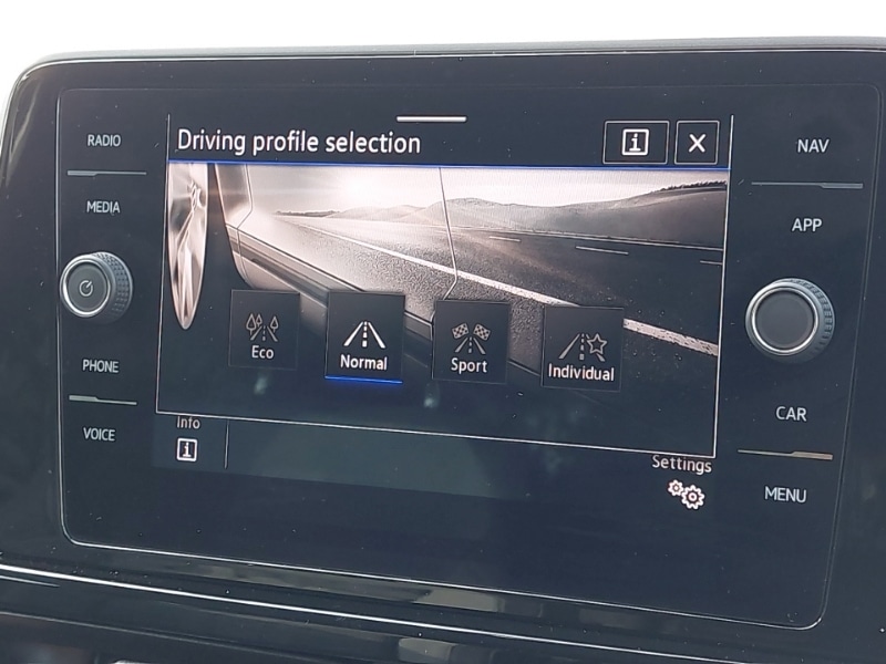 Used Volkswagen T-Roc 2022 for sale - 77969250: Photo 16