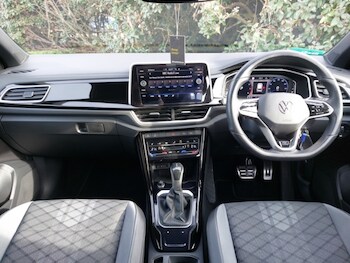 Used Volkswagen T-Roc 2022 for sale - 77969250: Photo