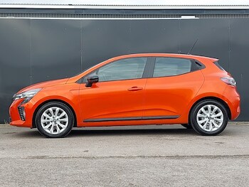 Used Renault Clio 2024 for sale - 77439252: Photo