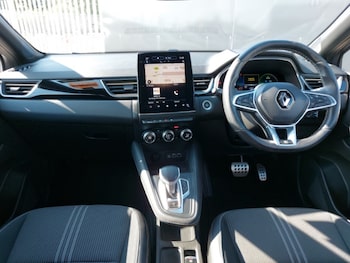 Used Renault Captur 2023 for sale - 75695585: Photo