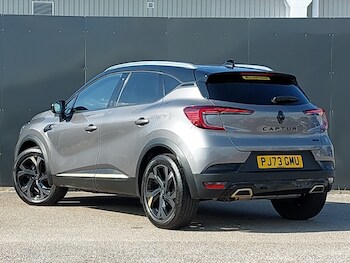 Used Renault Captur 2023 for sale - 75695585: Photo