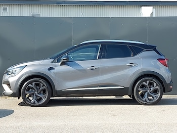 Used Renault Captur 2023 for sale - 75695585: Photo