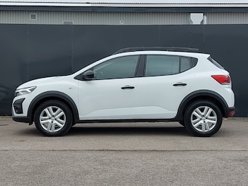 Used Dacia Sandero Stepway 2024 for sale - 78827413: Photo