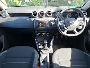 Used Dacia Duster 2021 for sale - 78889689: Photo