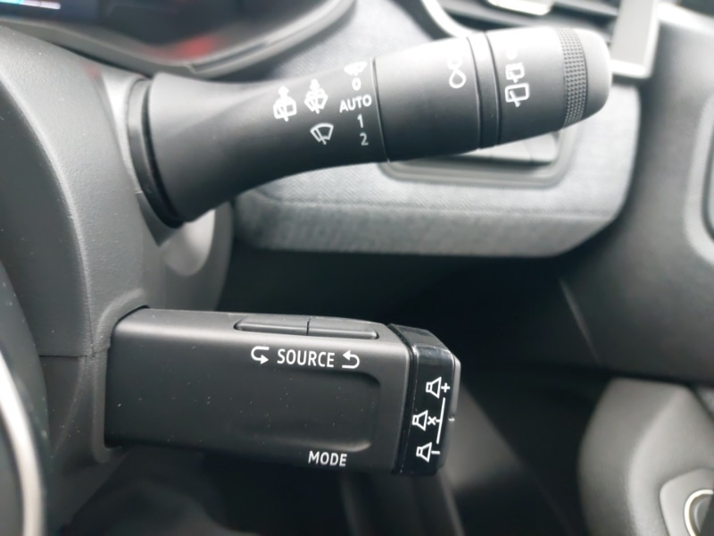 Used Renault Clio 2025 for sale - 77933254: Photo 12