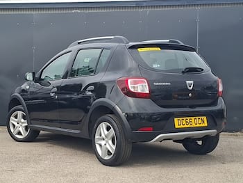 Used Dacia Sandero Stepway 2016 for sale - 79691150: Photo