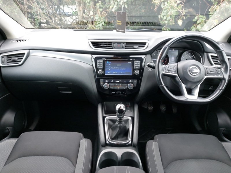 Used Nissan Qashqai 2018 for sale - 78079602: Photo 2