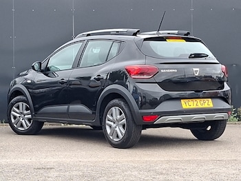 Used Dacia Sandero Stepway 2022 for sale - 79273930: Photo
