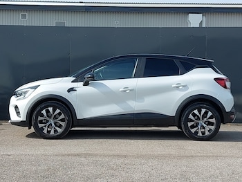 Used Renault Captur 2023 for sale - 78621768: Photo