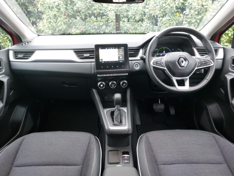 Used Renault Captur 2024 for sale - 76160673: Photo 2