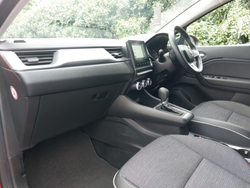 Used Renault Captur 2024 for sale - 76160673: Photo 5