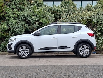 Used Dacia Sandero Stepway 2023 for sale - 79393408: Photo