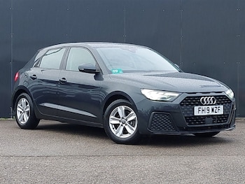 2019 - 30 TFSI SE 5dr