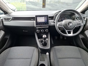 Used Renault Clio 2022 for sale - 78808370: Photo