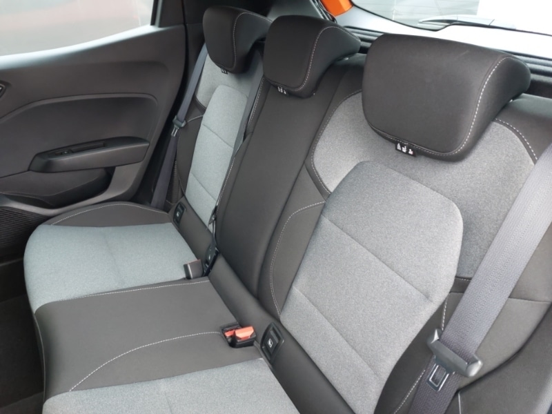 Used Renault Clio 2024 for sale - 76493037: Photo 6