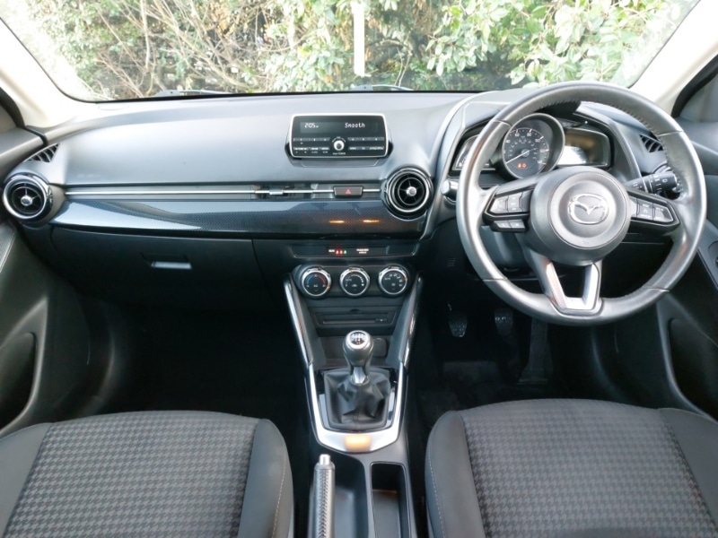 Used Mazda Mazda2 2018 for sale - 77311685: Photo 2